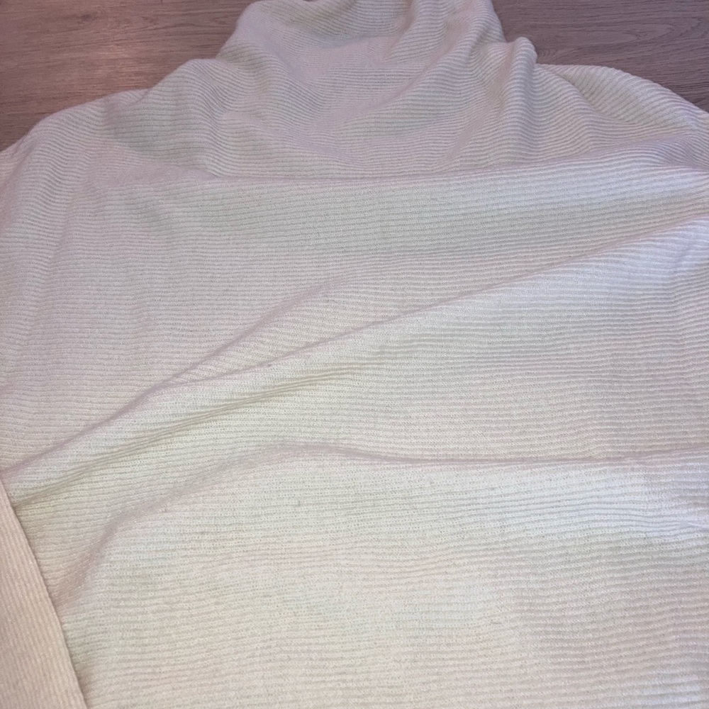All Saints Ridley Cashmere Cream White Sweater Turtleneck ASO Meghan Markle - Picture 3 of 6